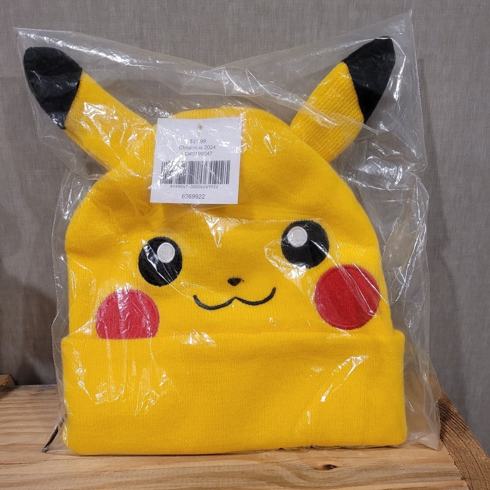 Pikachu "Gotta Catch 'Em All"‎ Winter Jacket & Matching Poké Ball Gloves